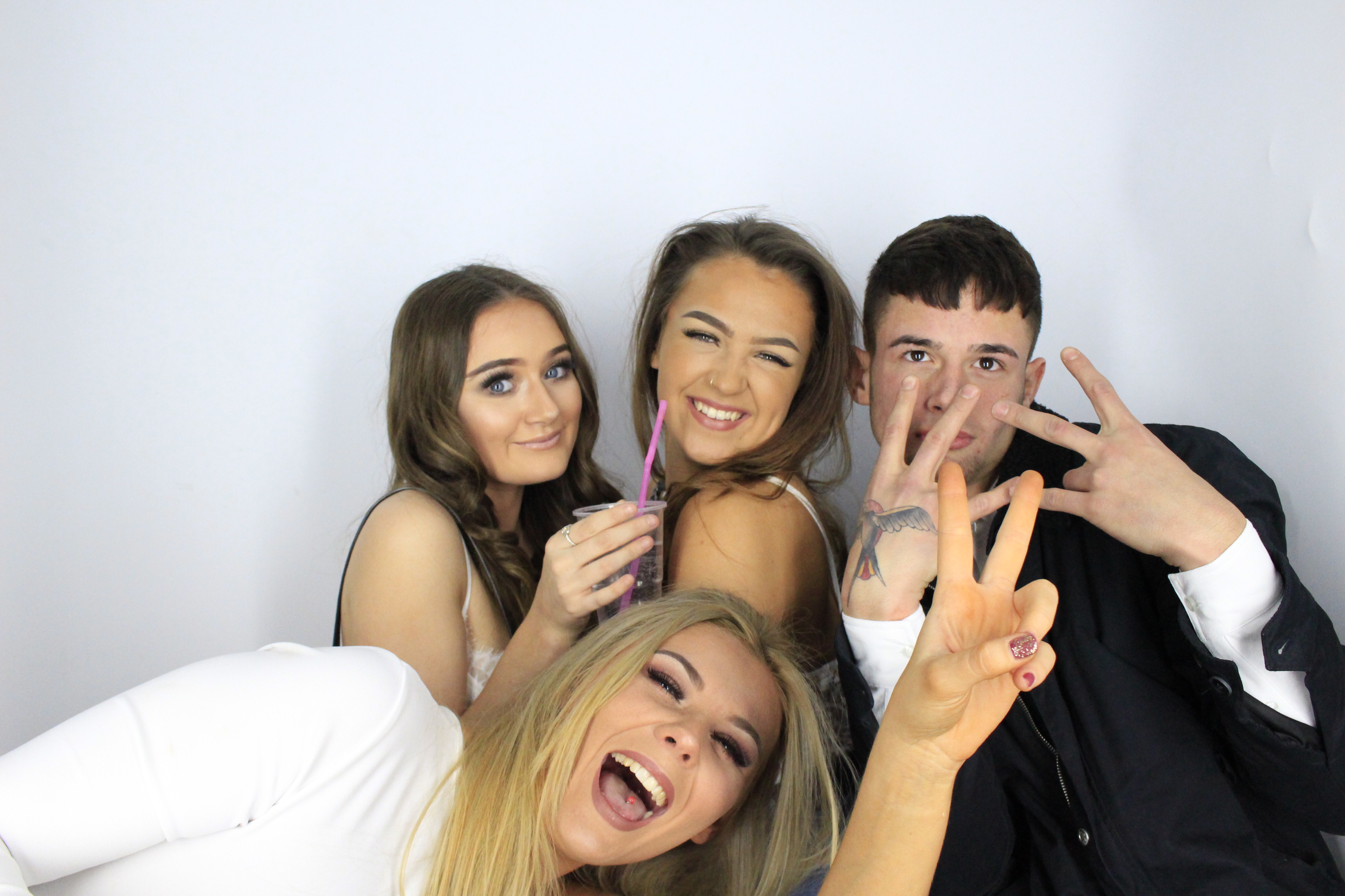 Issy & Alice's 18th Birthday Party | View more photos from the event at gallery.myphotoboothexperience.co.uk/u/MyPhotoBoothExperienceLtd/Issy-Alices-18th-Birthday-Party